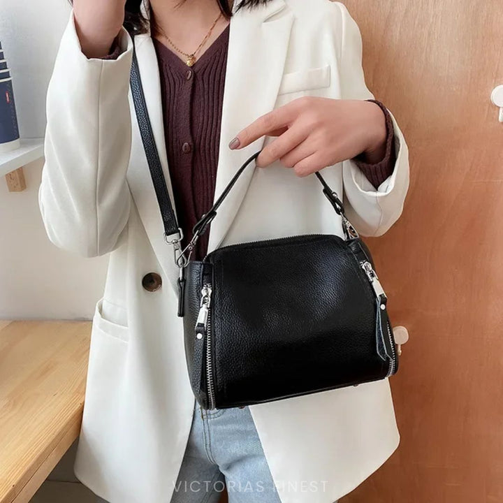 Café Moment Crossbody Bag